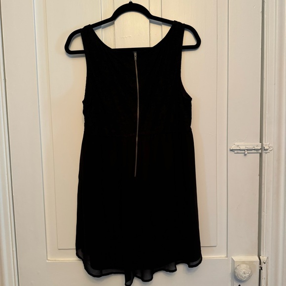 ✨torrid black lace chiffon zipper back babydoll top✨ - Picture 5 of 9